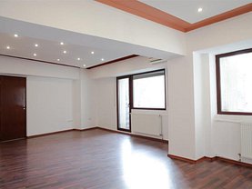 Apartament de închiriat 3 camere, în Bucuresti, zona P-ta Unirii