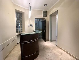 Apartament de vânzare 3 camere, în Bucureşti, zona P-ţa Victoriei