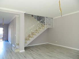 Casa de vânzare 5 camere, în Timisoara, zona Ciarda Rosie