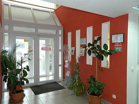 Vânzare spaţiu comercial