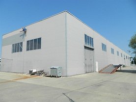 Închiriere spaţiu industrial