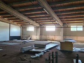 Închiriere spaţiu industrial