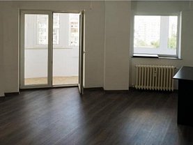 Apartament de vânzare 3 camere, în Bucuresti, zona Decebal