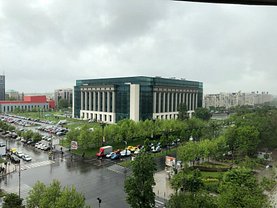 Apartament de închiriat 3 camere, în Bucuresti, zona Unirii