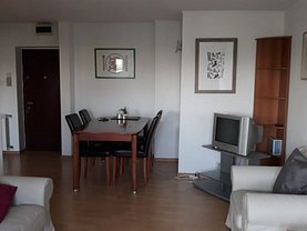 Apartament de vânzare 3 camere, în Bucureşti, zona Unirii