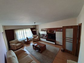 Apartament de vânzare 3 camere, în Bucureşti, zona P-ţa Muncii