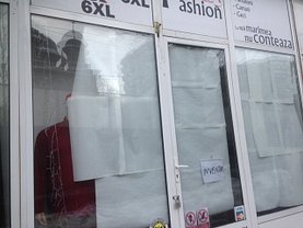 Închiriere spaţiu comercial