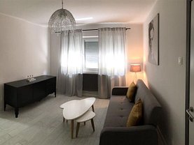 Apartament de închiriat 2 camere, în Reşiţa, zona Micro I