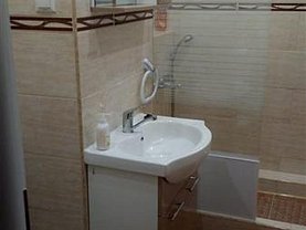 Apartament de închiriat 2 camere, în Reşiţa, zona Micro I