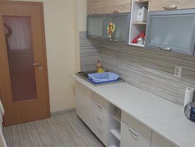 Apartament de închiriat 3 camere, în Timişoara, zona Complex Studenţesc