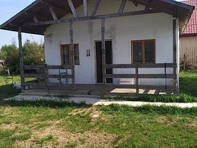 Casa de vânzare 3 camere, în Jebel