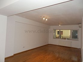 Apartament de închiriat 4 camere, în Bucureşti, zona Şoseaua Nordului