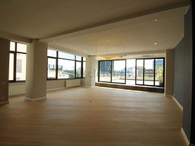 Penthouse de vânzare sau de închiriat 4 camere, în Bucuresti, zona Aviatorilor