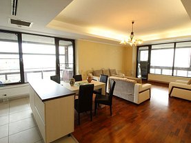Apartament de vânzare sau de închiriat 4 camere, în Bucureşti, zona Pipera