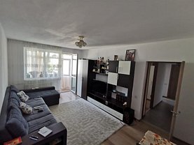 Apartament de vânzare 3 camere, în Bucureşti, zona Giurgiului