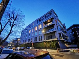 Apartament de închiriat 4 camere, în Bucuresti, zona P-ta Dorobanti