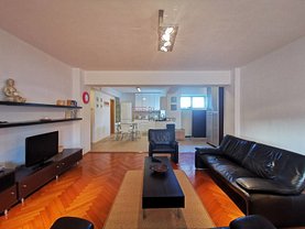 Apartament de vânzare 4 camere, în Bucureşti, zona Victoriei