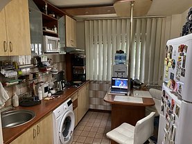 Apartament de vânzare 2 camere, în Bucureşti, zona 13 Septembrie
