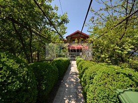 Casa de vânzare 9 camere, în Bucuresti, zona Bucurestii Noi