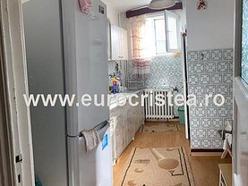 Apartament de vânzare 2 camere în Mangalia, Sud