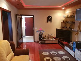 Apartament de vânzare 4 camere în Resita, Central