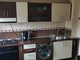 Apartament de vânzare 3 camere în Resita, Micro III