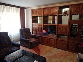 Apartament de vânzare 3 camere în Resita, Central