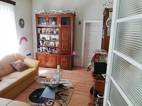 Casa 5 camere în Resita, Central