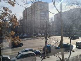 Apartament de închiriat 2 camere, în Bucureşti, zona Cantemir