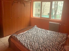 Apartament de vanzare 3 camere, în Bucuresti, zona Pantelimon