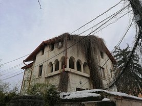 Casa de vânzare 14 camere, în Bucureşti, zona Domenii