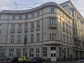 Închiriere spaţiu comercial