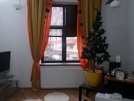 Închiriere birou
