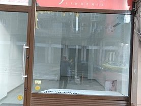 Închiriere spaţiu comercial
