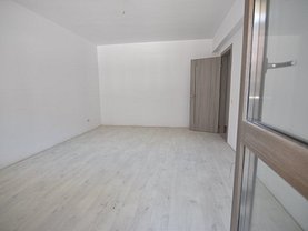 Apartament de vânzare 2 camere, în Bucureşti, zona Valea Oltului