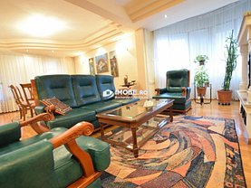 Casa de vânzare 8 camere, în Bolintin-Deal