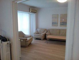 Apartament de vânzare 3 camere, în Bucureşti, zona Unirii