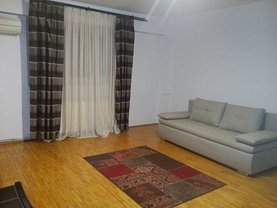 Apartament de vânzare 4 camere, în Bucureşti, zona Calea Călăraşilor