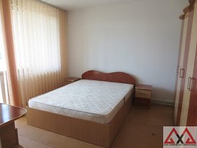 Apartament de vânzare 3 camere, în Bucuresti, zona Militari