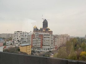 Apartament de vânzare 3 camere, în Bucuresti, zona 13 Septembrie