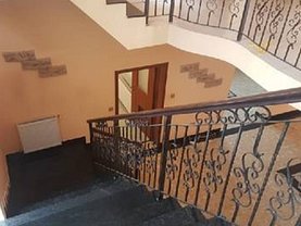 Casa de vânzare 9 camere, în Bragadiru