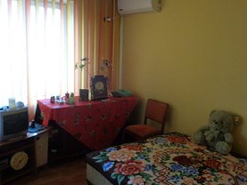 Apartament de vânzare 3 camere, în Bucuresti, zona Rahova