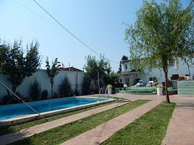 Casa de vânzare 5 camere, în Rosu