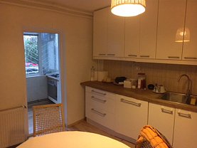 Apartament de vânzare 4 camere, în Bucuresti, zona Aviatiei