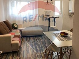 Apartament de vânzare 3 camere, în Floresti
