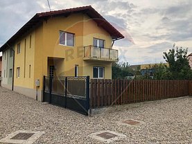 Casa de vânzare 4 camere, în Aiud, zona Central