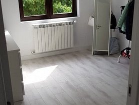 Apartament de vânzare 3 camere, în Bucuresti, zona Fizicienilor