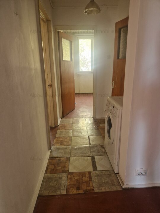 Apartament 3 camere in zona Brancoveanu-Berceni