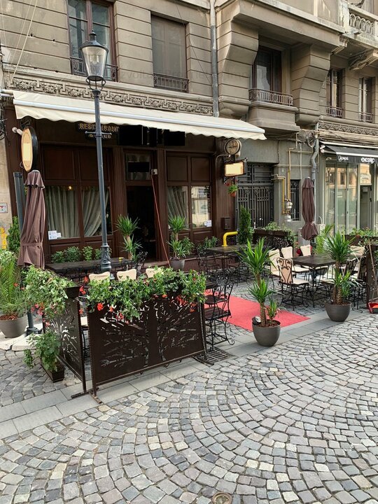 Spatiu comercial+afacere Restaurant la cheie, in zona Spaiul Independentei