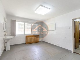 Apartament de vânzare 2 camere, în Braşov, zona Gării